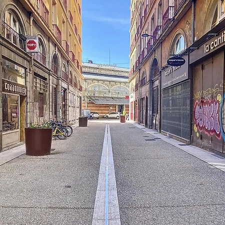 アパート T3 Halles Sainte-claires Centre